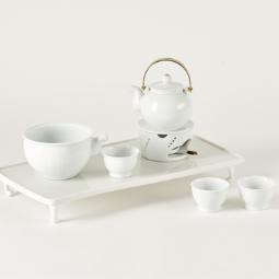 Striped silver handle  tea set and table